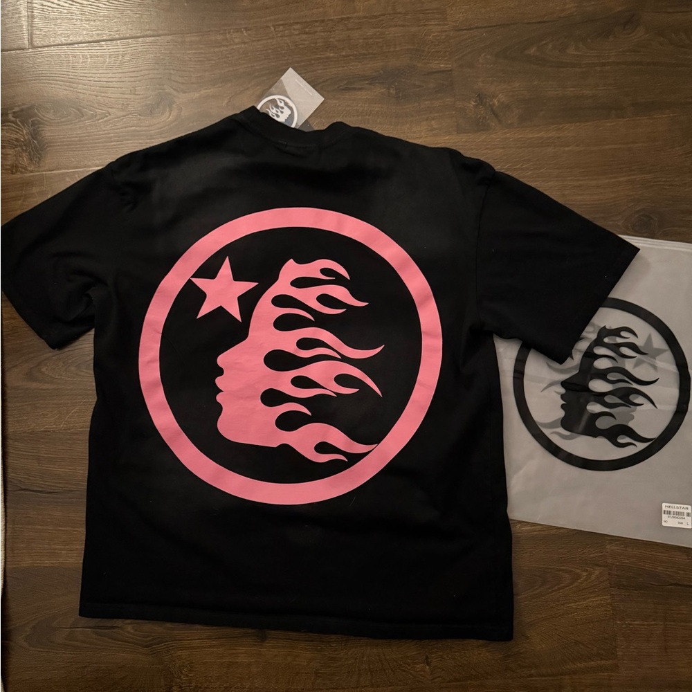 Hellstar Black T-Shirt with Pink Logo - Picture 2 of 3